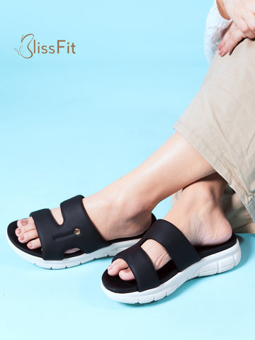 Izaki Slip On Sandals
