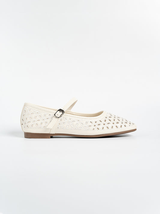 Elora Eyelet Strap Flats